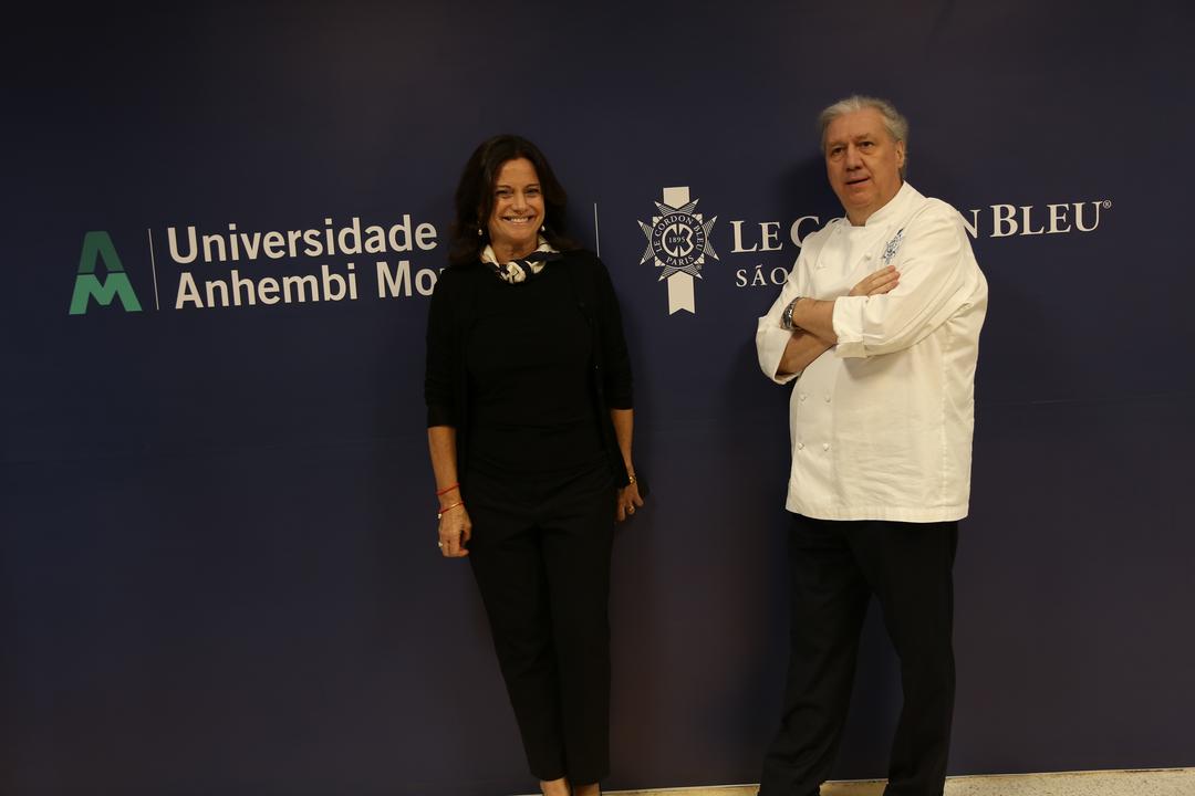 Anhembi Morumbi e Le Cordon Bleu firmam parceria inédita para dupla certificação em curso superior de gastronomia